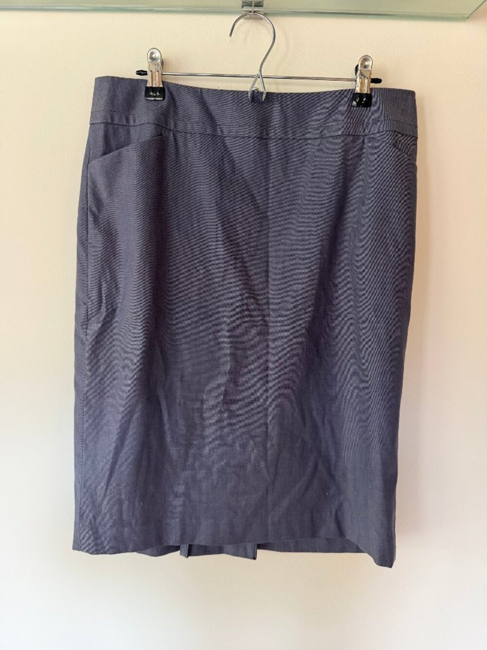 NWOT Talbots Gray Cotton Blend Lined Pencil Skirt with Back Kick Pleat, Size 6